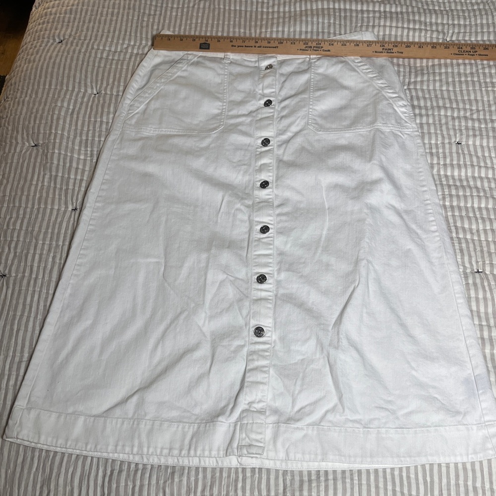 Lauren Ralph Lauren White Denim Skirt Size 14 Button Front - Picture 5 of 9